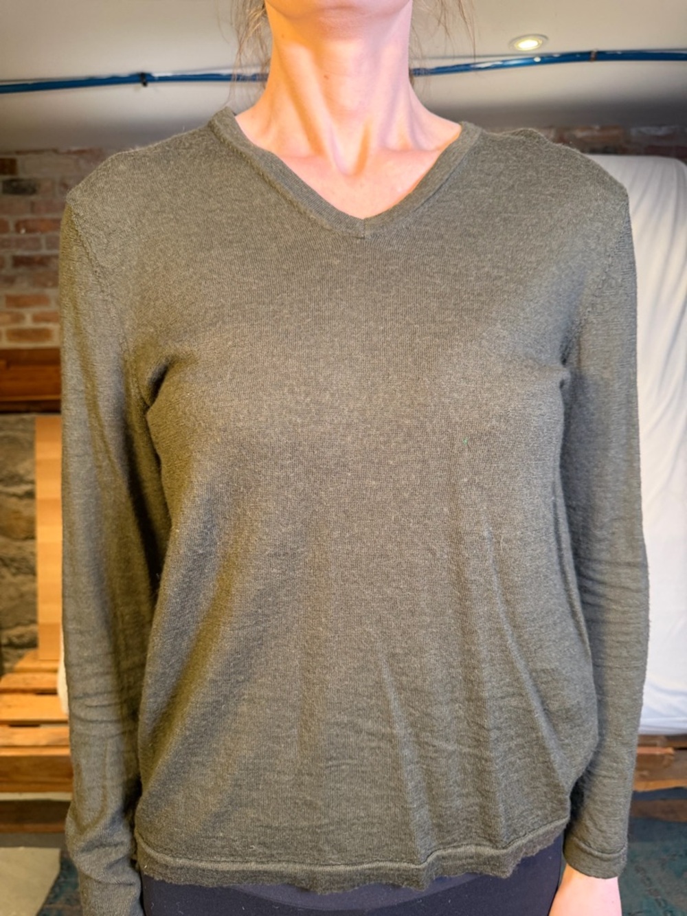 OSPREY Olive Green V-Neck Lightweight Long Sleeve Top